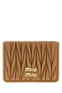 Miu Miu Kartenetui aus kamelfarbenem Nappaleder