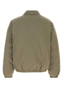 Unsere Legacy-Bomberjacke aus salbeigrüner Baumwollmischung