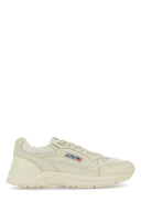 Weiße Hyperway-Sneaker aus Leder und Mesh von Autry