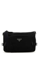Bolso bandolera de lona negra de Prada