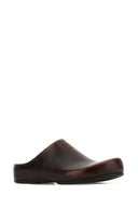 Pantofole in pelle marrone scuro Miu Miu