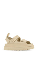 Ugg 沙色橡胶 Goldenglow 凉鞋