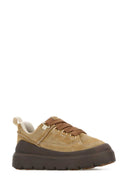 Ugg Scarpe da ginnastica utili in pelle scamosciata color cammello