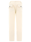 Und blaue "Hammer" Hosen