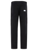 Y pantalones azules "carpintero"