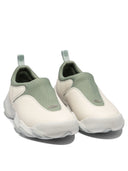 Sneakers de Oakley Factory por Brain Dead "Flesh"