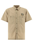 Camicia in nylon fatta umana
