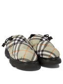 Burberry "oreiller" pantoufles