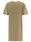 فستان بربري مع عقد