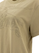 فستان بربري مع عقد