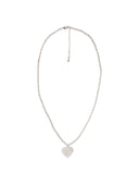 Collier "fait humain"