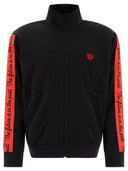 Sudadera de pista hecha por humanos