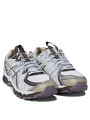 Baskets Asics et glisser