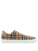 Burberry Sneakers & Slip on