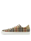 Burberry Sneakers & Slip on