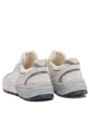 Sneakers Golden Goose et glissade