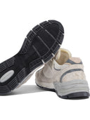 Sneakers Golden Goose et glissade