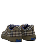 Burberry Sneakers & Slip On