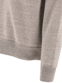 Sweats-shirts fabriqués par l'homme