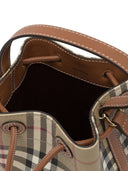 Burberry handväskor