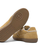Alohas Sneakers & Slip On