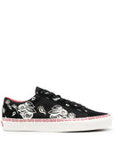 Vans UA Style 36