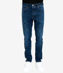 Enfilez le jean plus complet