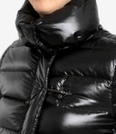 Fay rockar svart