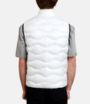 Blauer suéteres blancos