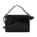 Mini bolso de cadena de cuatro anillos en plato negro de cuero