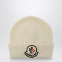 Moncler White Wool Cap con logo