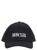 قبعة مطرزة بشعار Moncler