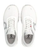 På løbesneakers