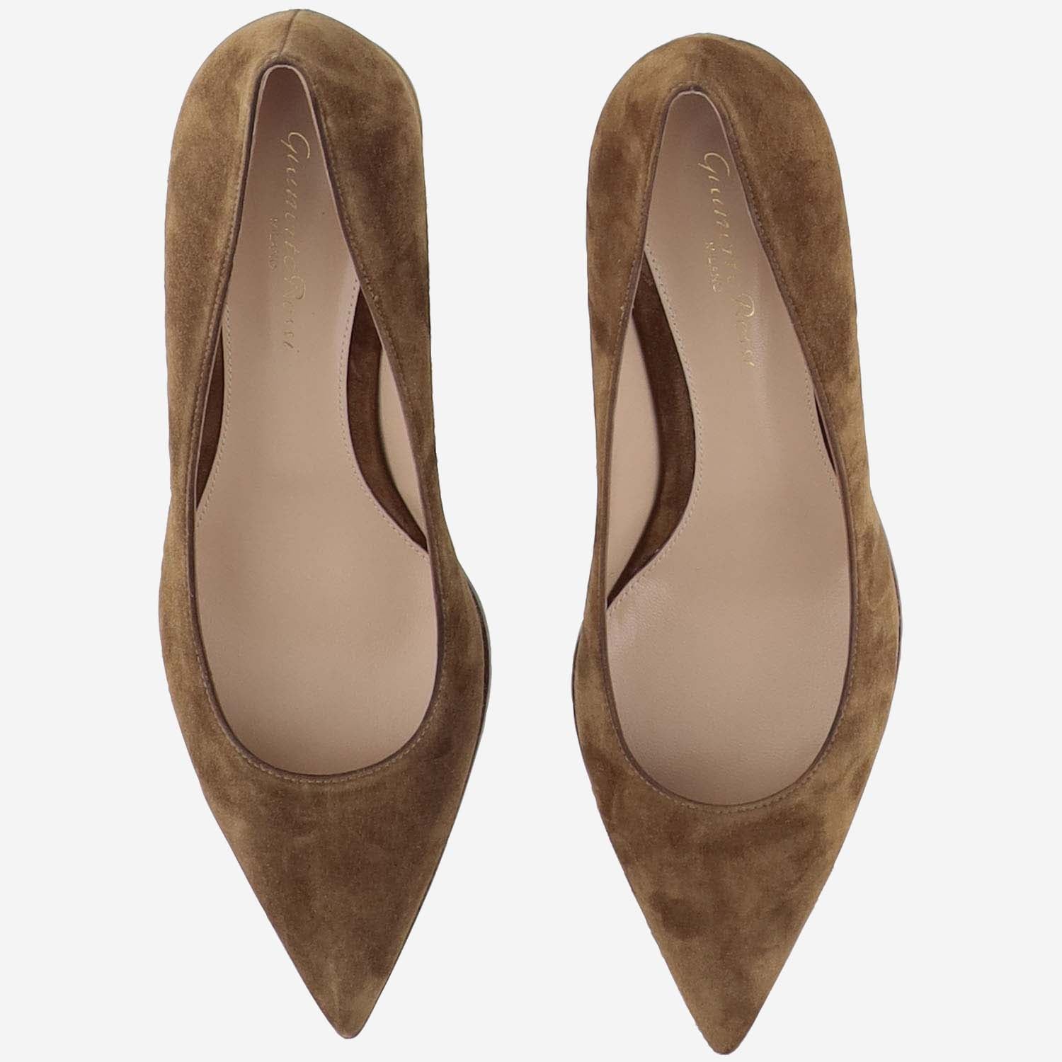 Gianvito Rossi Piper 45 Pumps – Balardi - Main Image