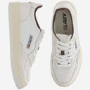 Médaillée Autrue baskets en cuir bas