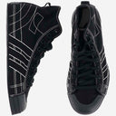 y 3