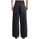 Fra hvidt ud af hvid af hvid denim blussede jeans