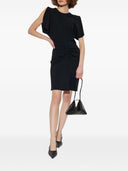 Victoria Beckham kler seg svart