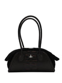 Vivienne Westwood vesker ..