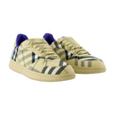 أحذية رياضية شرفة Burberry Beige