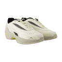 Vektor sneakers en kold væg hvid