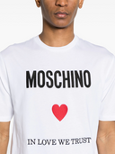 Moschino T恤和绣花
