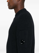 C.P. Swetery firmy czarne