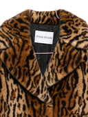 Stand Coats