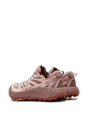 Hoka trampki