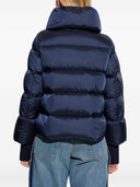 Aggiungi cappotti blu