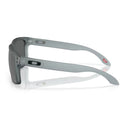 Oakley Oo9102 Holbrook Gray