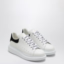 Alexander MC Königin Weiß und Schwarz übergroße Turnschuhe