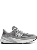 New Balance 990