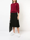 Comme des Garçons는 숙녀 니트 풀오버를 연주합니다